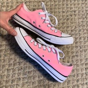 Pink converse size 8